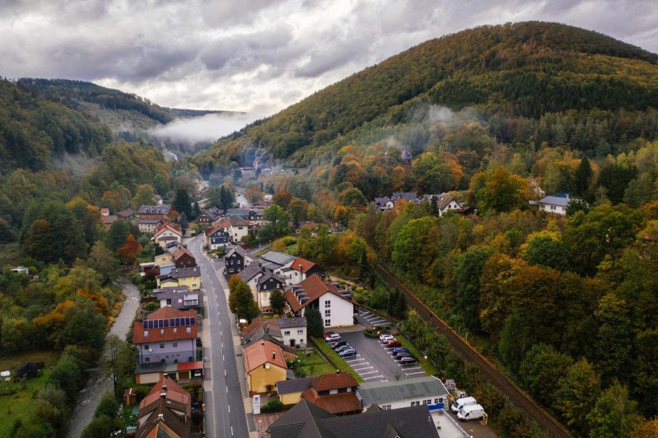 Hotel-Gasthof Huettensteinach Sonneberg Ngoại thất bức ảnh